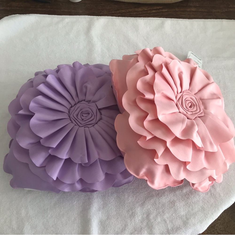 New Bundle Floral Pillowcases set pale pink, lilac. 12” across.